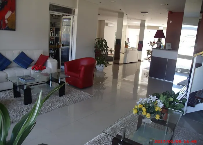 Hotel Puesta Del Sol