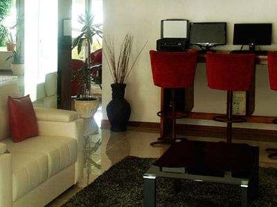 Hotel Puesta Del Sol 3*